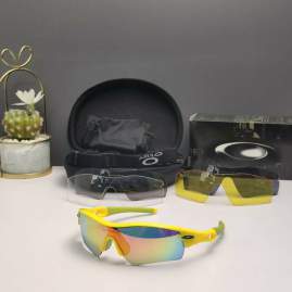 Picture of Oakley Sunglasses _SKUfw66124382fw